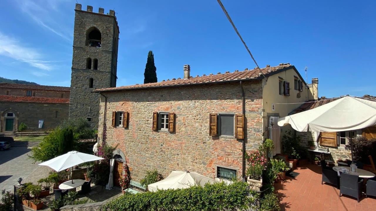 La Magione Dei Todaro 보르고 아 부기아노 외부 사진