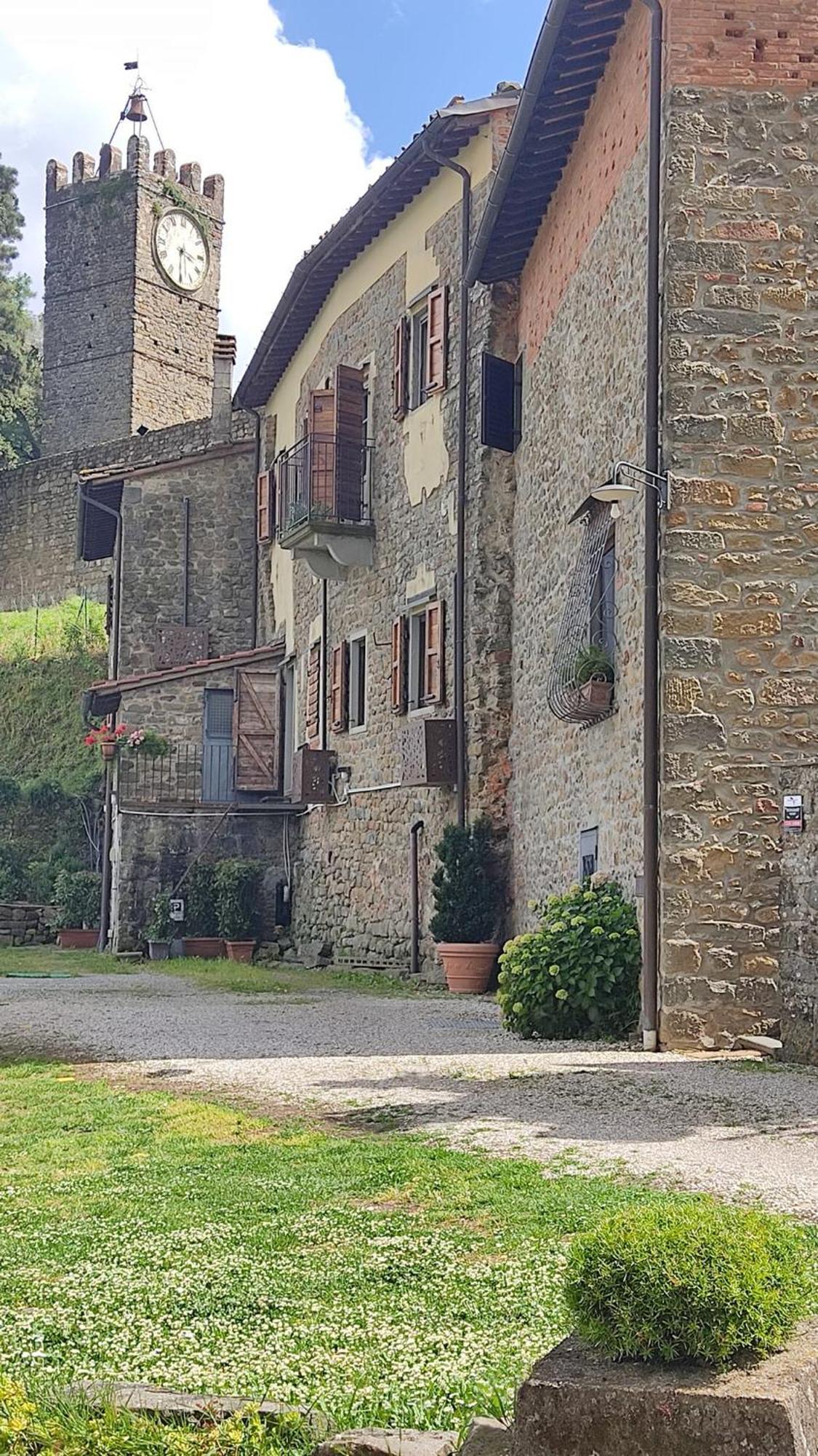 La Magione Dei Todaro 보르고 아 부기아노 외부 사진